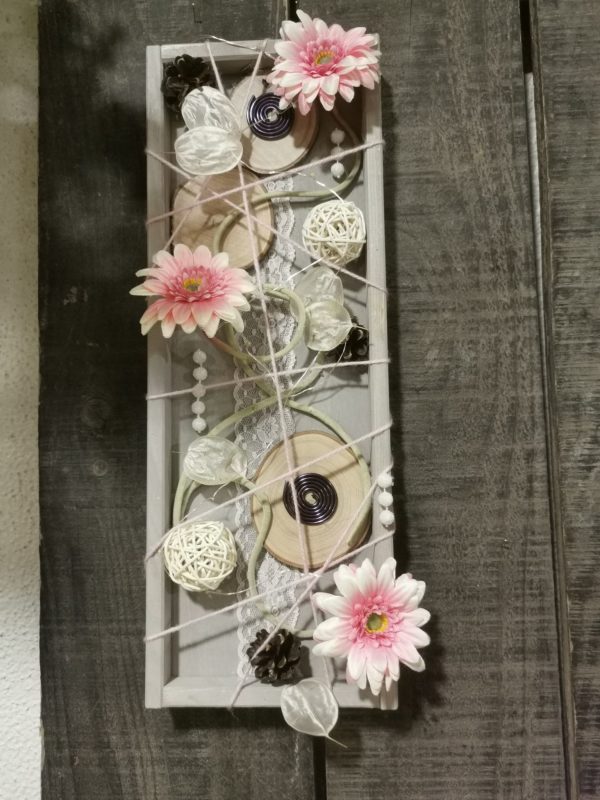 Tableau solo vertical tons Rose / Gris et sa guirlande lumineuse